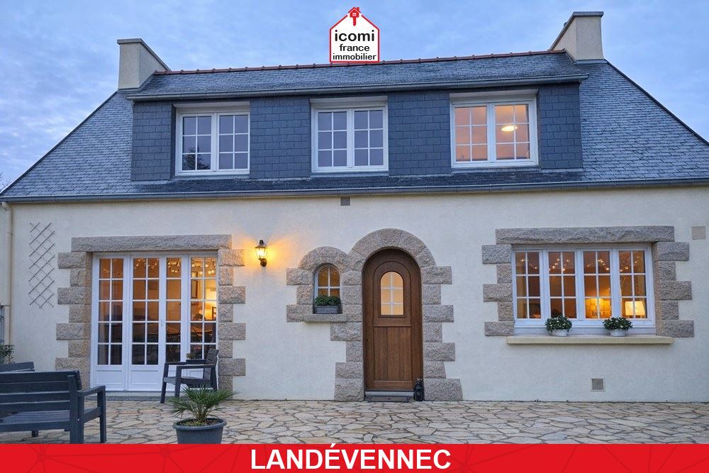 FINISTERE - LANDEVENNEC (29560) - A VENDRE - MAISON T6 DE 140 M² - 4 CHAMBRES - SOUS-SOL COMPLET - TERRAIN 1500M² - AUCUN TRAVAUX - DPE D/E - RARE